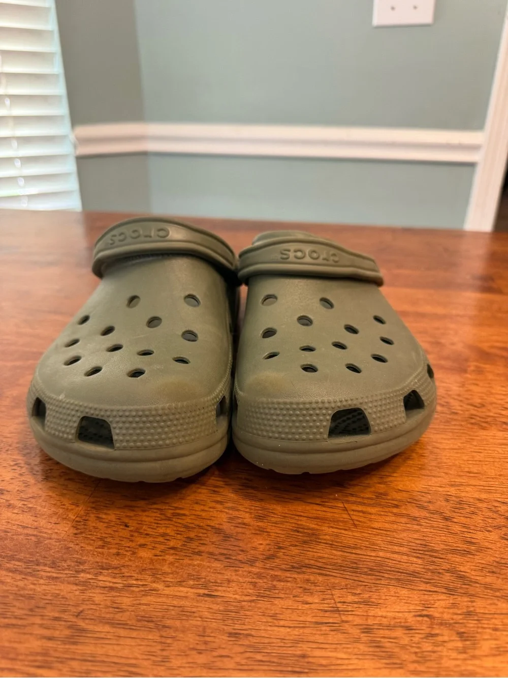 Crocs Classic Clog Army Green Olive Slip On Sandals Men's Size 12